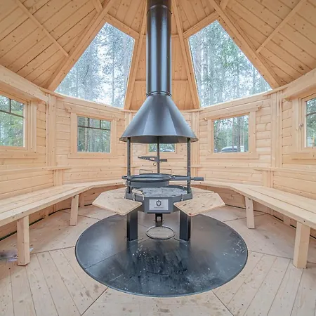 Levillas Sointuilevi 1a72, 2 Pass Included * レヴィ